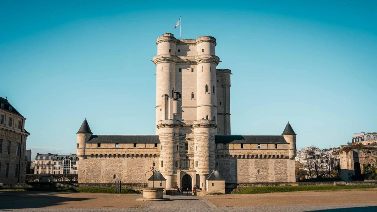 Vincennes Castle 8